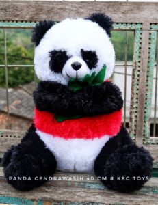 Boneka Panda Cendrawasih
